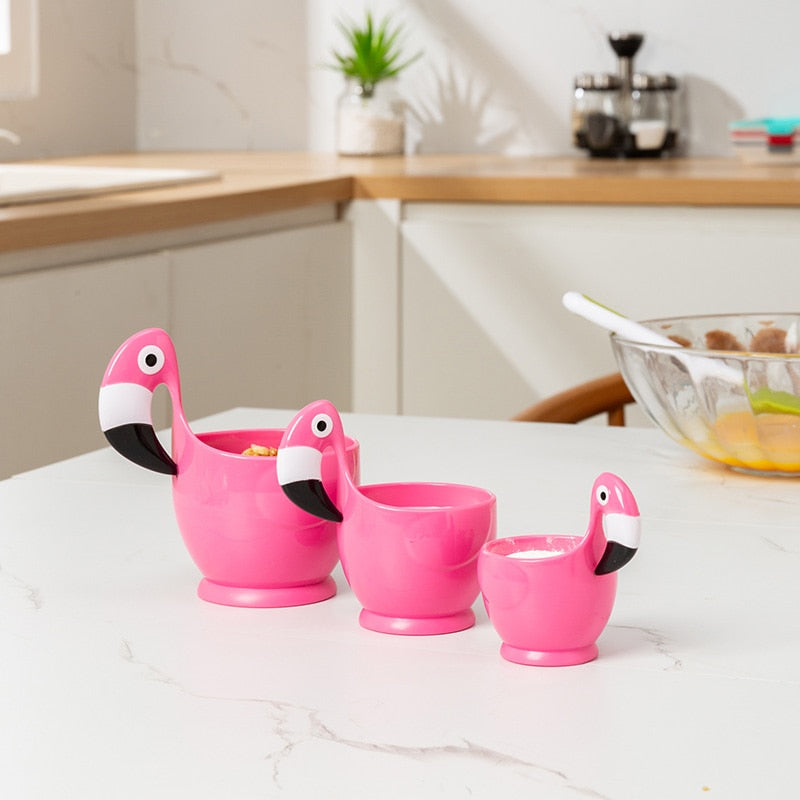 Kitsch'n Glam Flamingo Measuring Cups - Ceramic - Stackable Set of